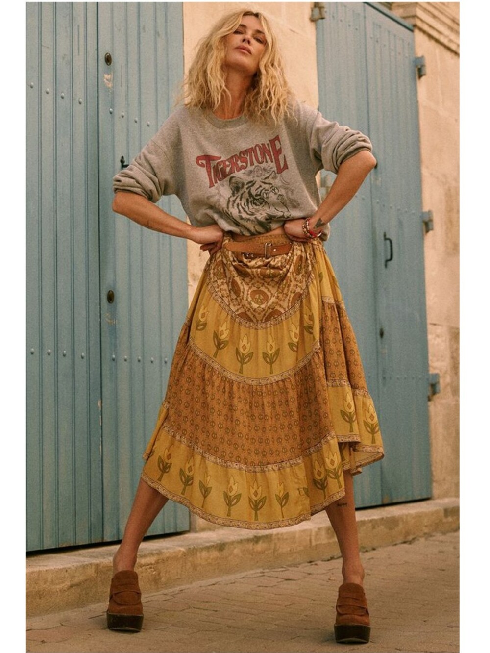 Chateau Maxi Skirt In Champagne Small - Picture 3 of 7
